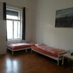 Caterina Private And Hostal *