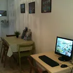 Hostal Caterina Private And