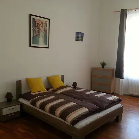 Hostel Caterina Private And Budapesta