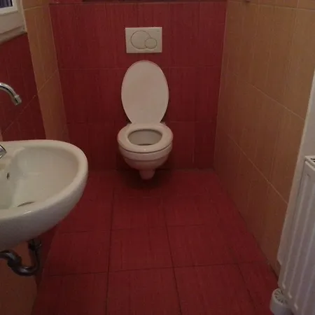 Caterina Private And Hostel