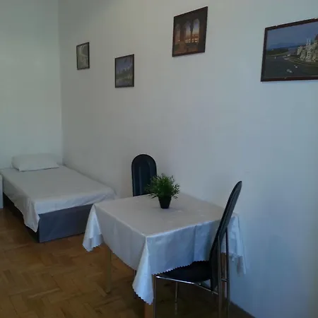 Caterina Private And * Budapest