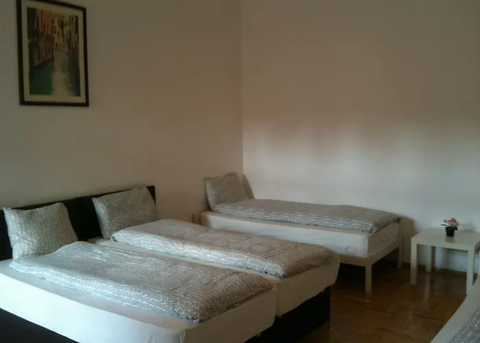 Caterina Private And Budapest