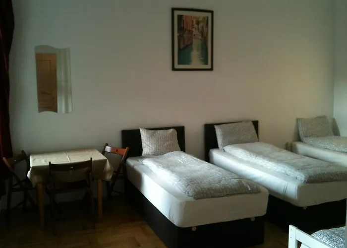 Caterina Private And Ostello