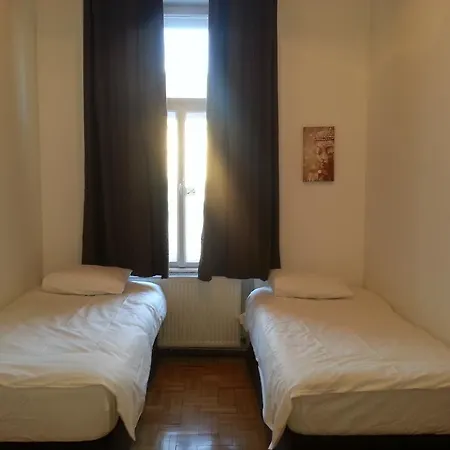 Caterina Private And Hostel *